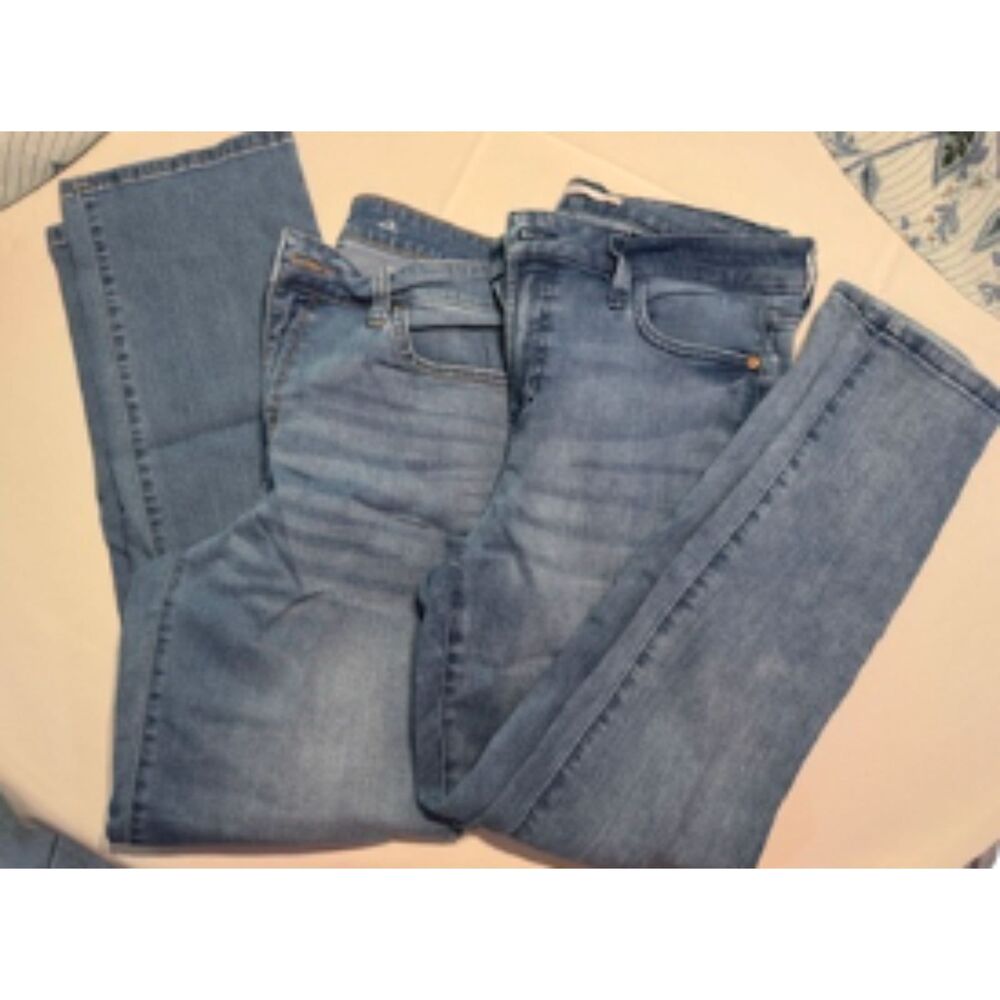 Lot of 2 Womens Jeans Size 12 Lauren Conrad Skinny & St John's Bay Straight Leg